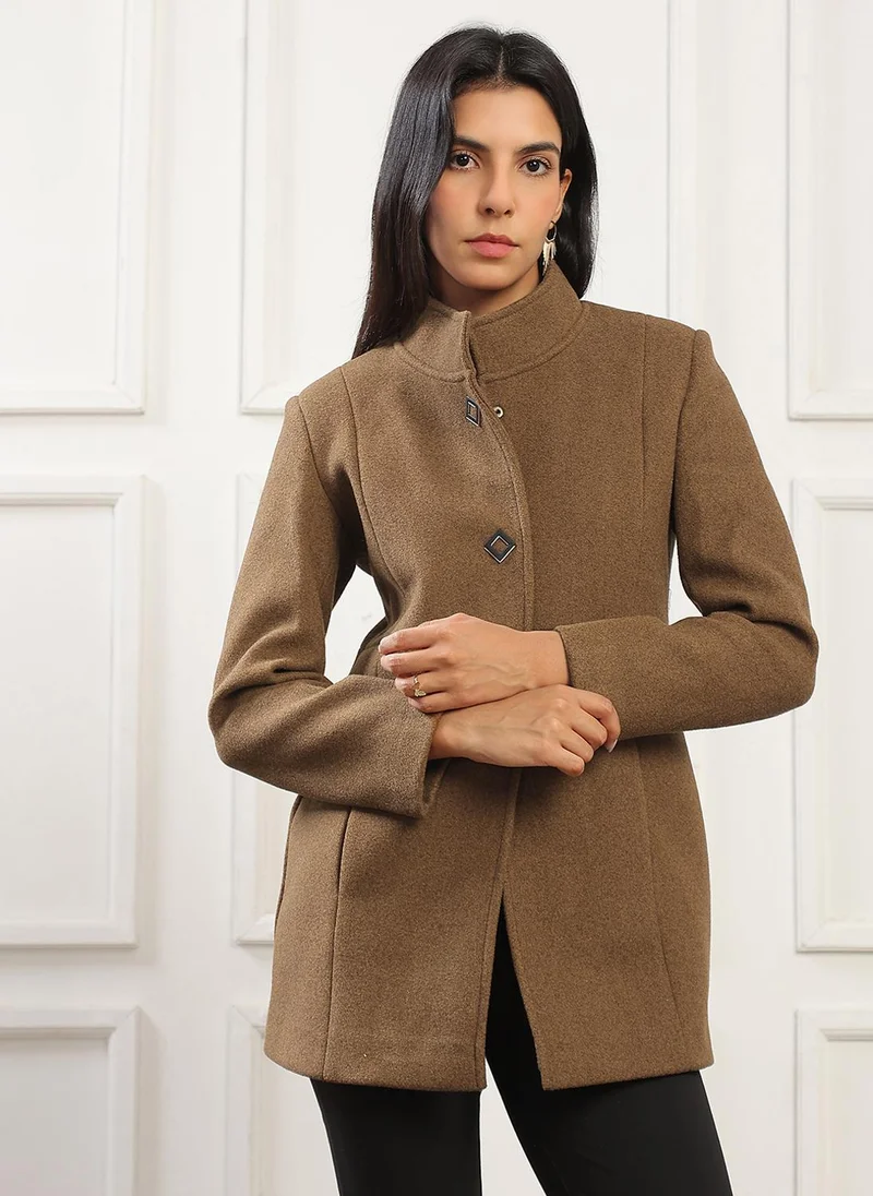 جلو باص Globus Women Tan Mock Collar Long Sleeves Solid 2 Pockets Soft Functional Hip Length Winterwear Overcoat